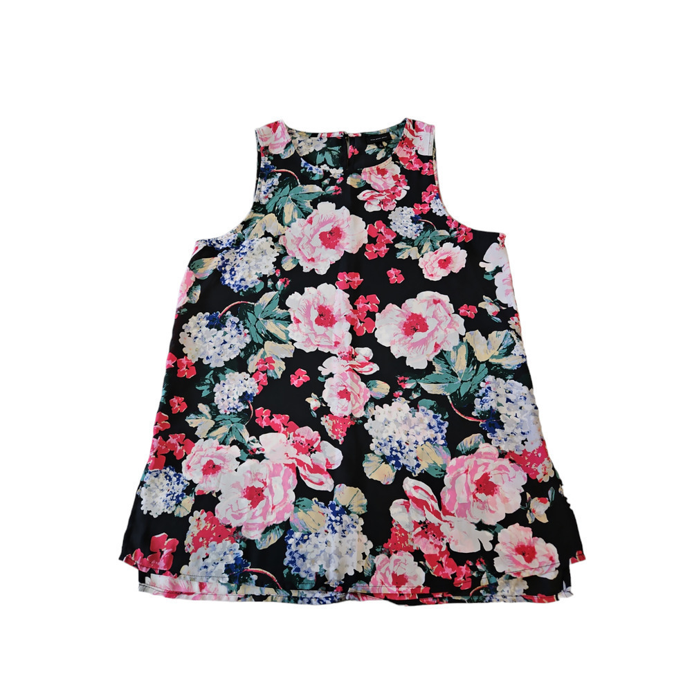 Who What Wear Black Floral
Sleeveless Blouse Sz Small‎